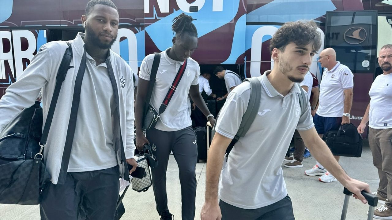 Trabzonspor İstanbul'a Uçtu