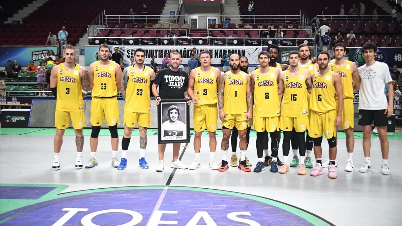 24. Cevat Soydaş Basketbol Turnuvası'nda TOFAŞ Şampiyon Oldu