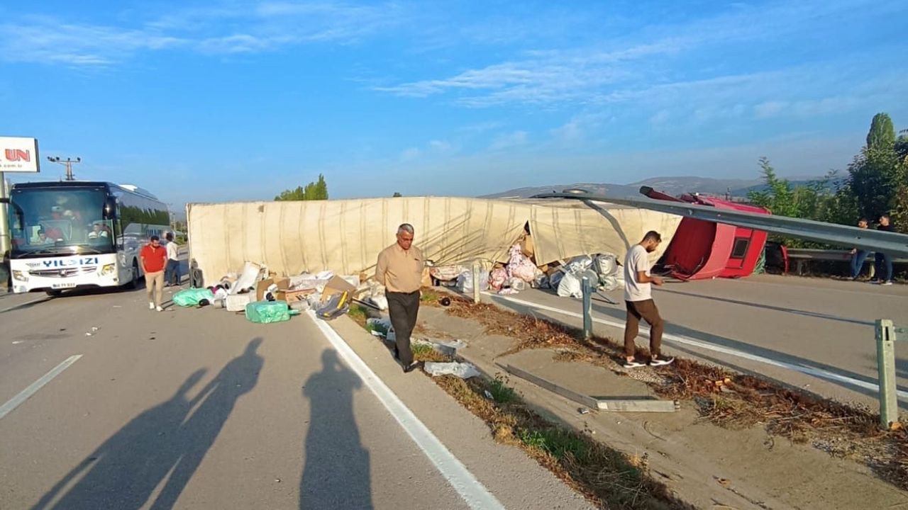 Amasya'da Tanker ve Tır Çarpıştı: 1 Yaralı