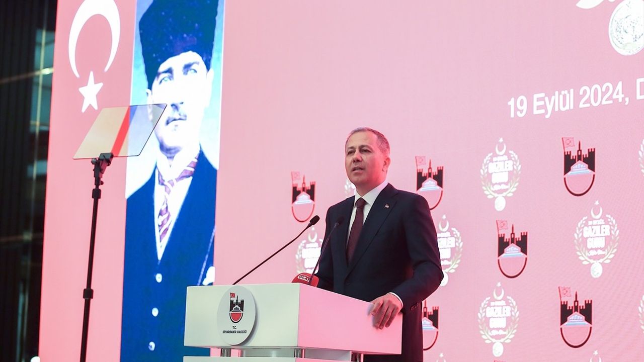 Bakan Yerlikaya: Gazilerimizin Kahramanlığı Vatanımıza Işık Tutuyor