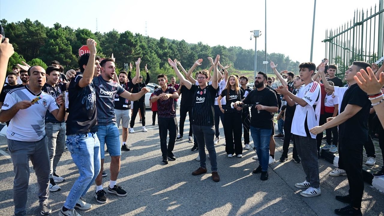 Beşiktaş Taraftarları, Kayseri için Takımlarını Destekledi