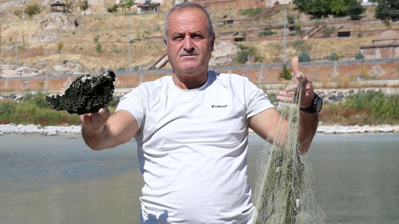 Dalgıçlar, Bitlis'te Hayalet Ağı Temizledi