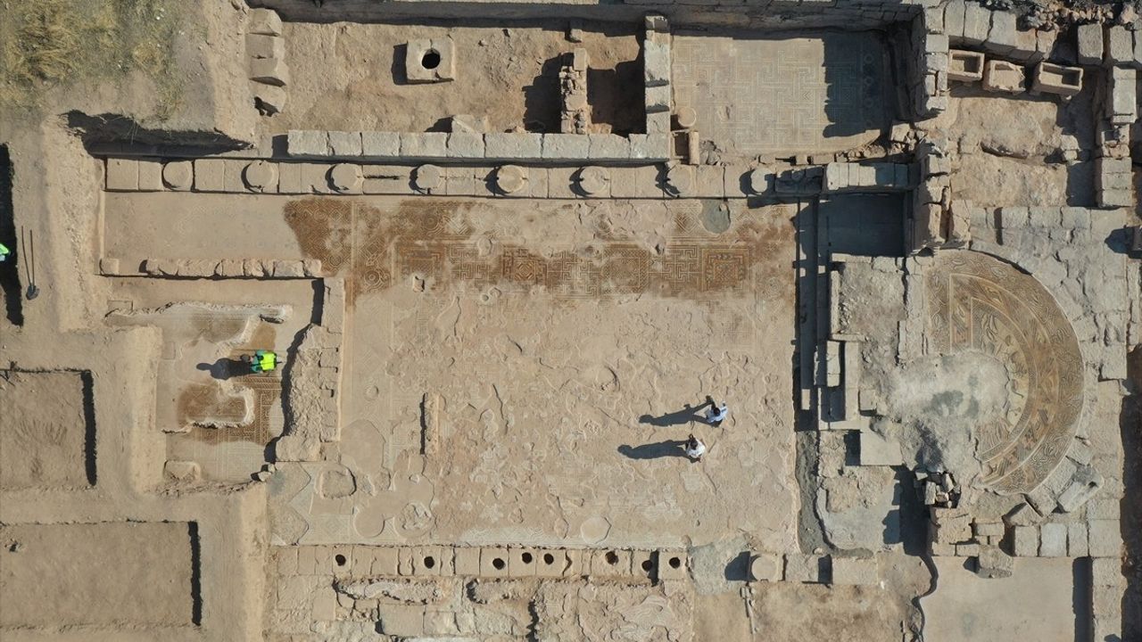 Dülük Antik Kenti'ndeki 1600 Yıllık Mozikler Turizme Kazandırılıyor