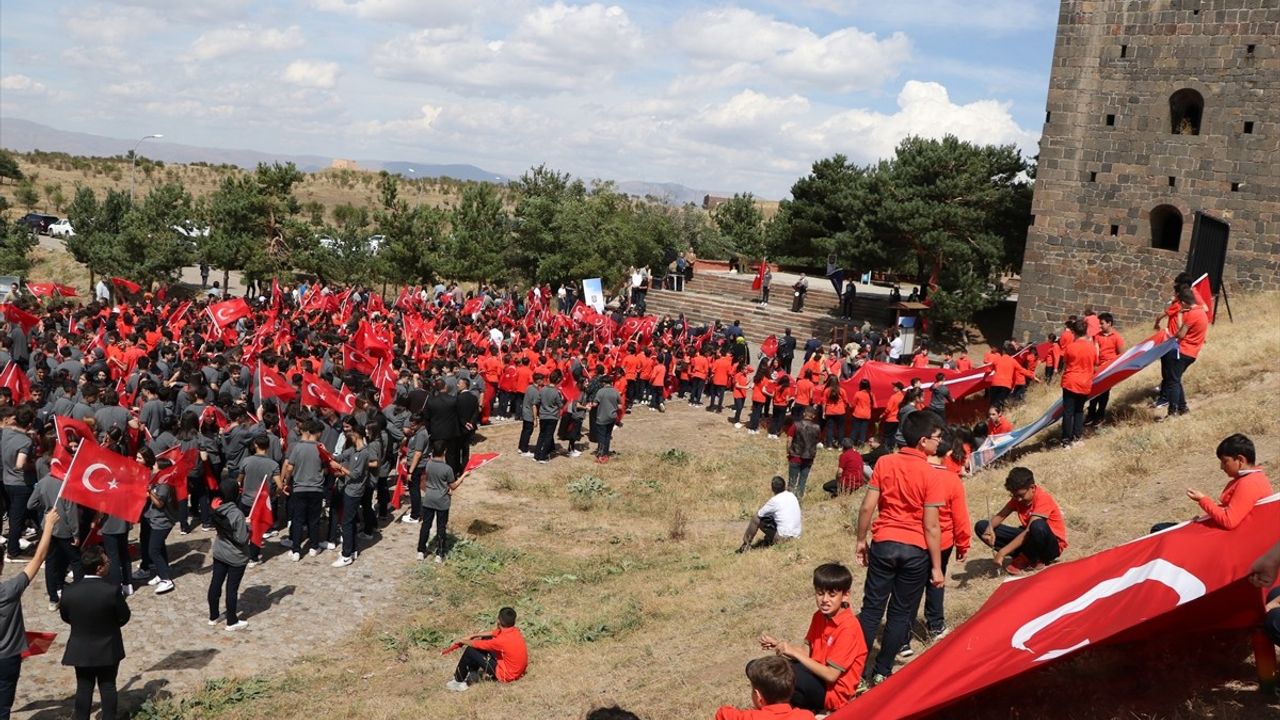 Erzurum Tabyalarında Tarihi Vatan Savunması Dersi