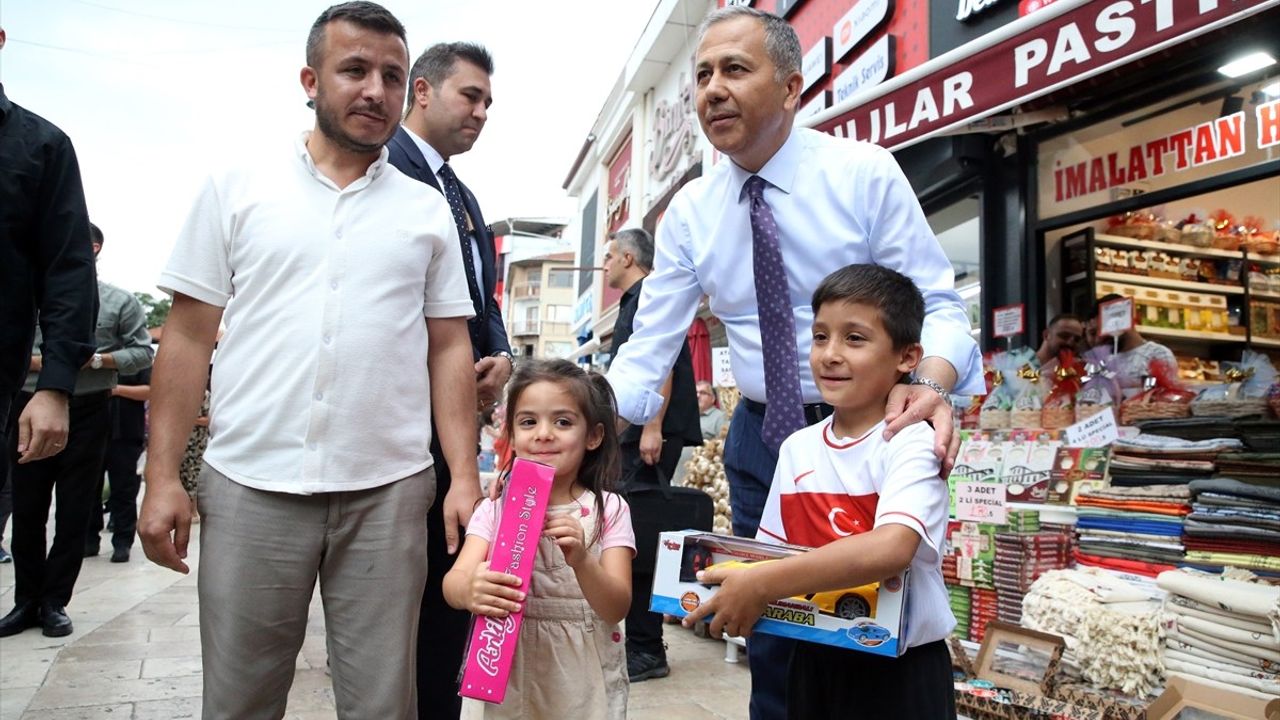 İçişleri Bakanı Yerlikaya Kastamonu'da Ziyaretler Gerçekleştirdi