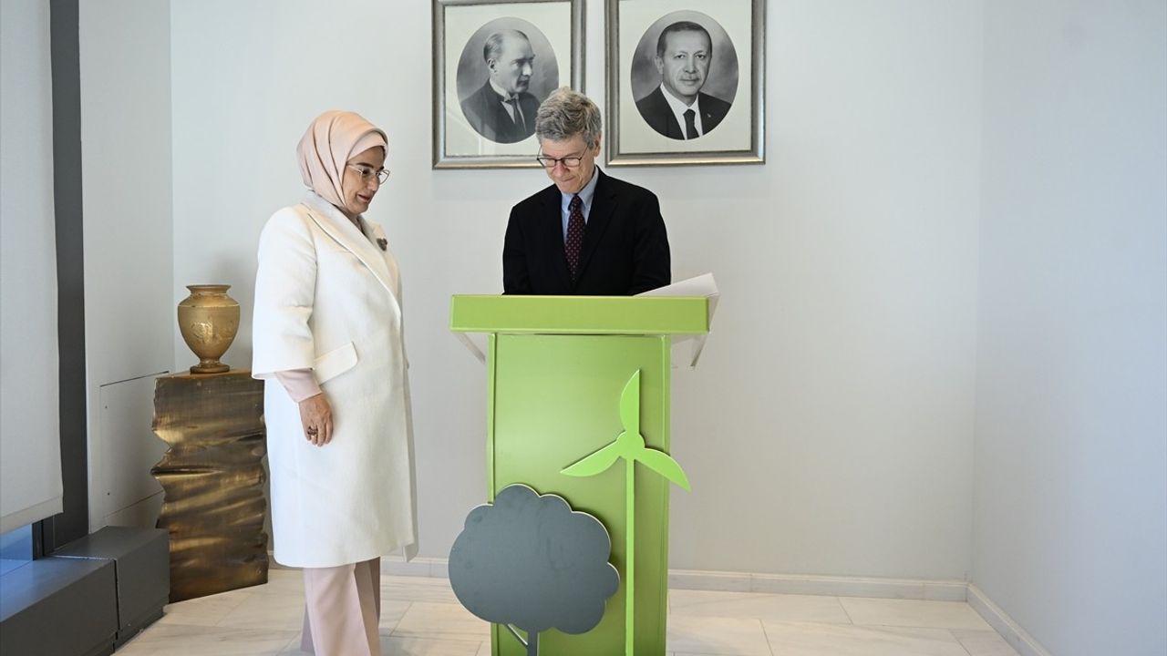 Jeffrey Sachs, Küresel Sıfır Atık İyi Niyet Beyanı'nı İmzaladı