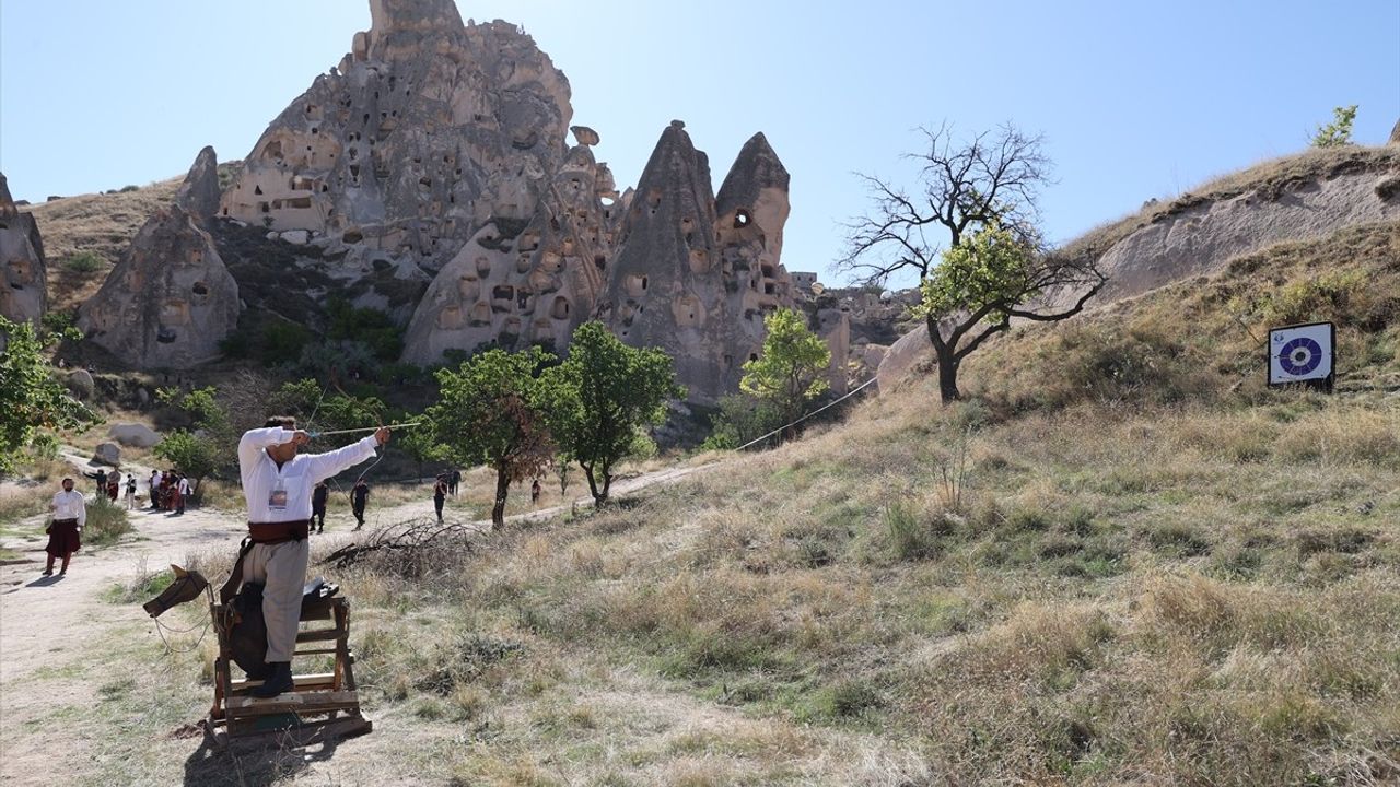 Kapadokya'da Geleneksel Okçuluk Müsabakaları gerçekleştirildi