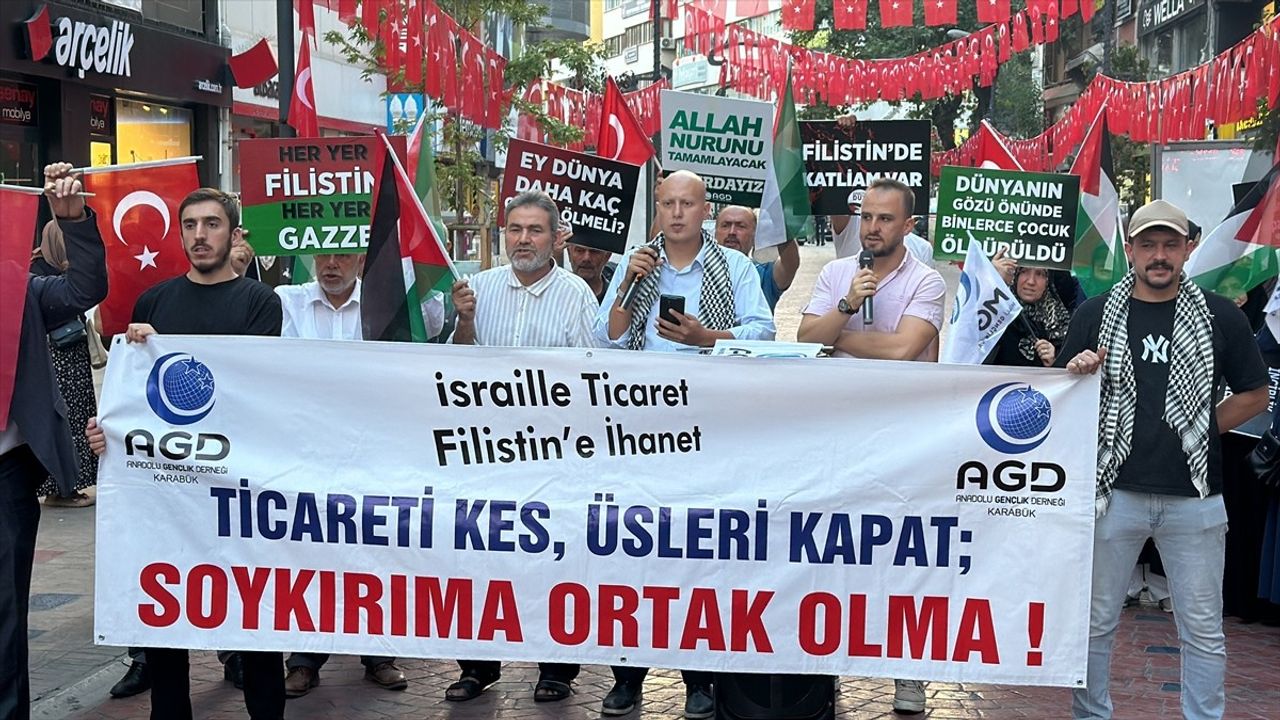 Karabük'te Filistin İçin Protesto Gösterisi