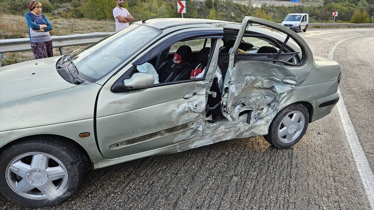 Karabük'te Trafik Kazası: 7 Yaralı