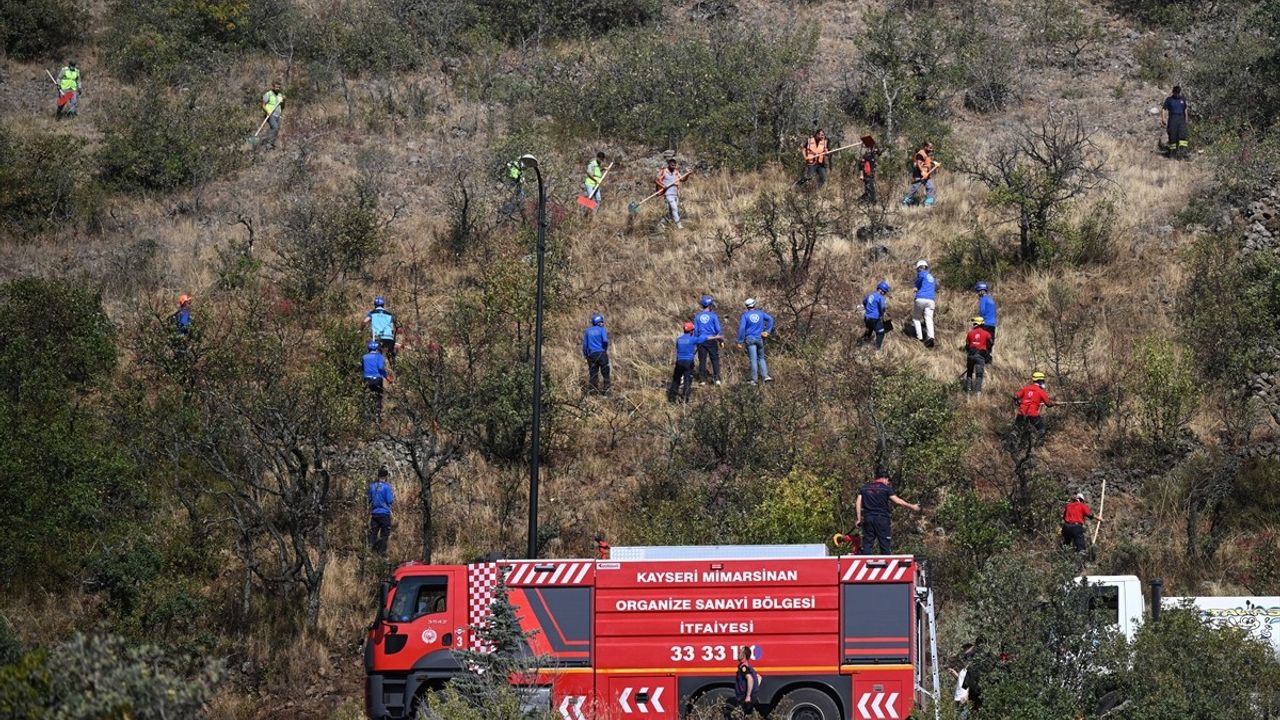 Kayseri'de Ali Dağı Yangın Tatbikatı Gerçekleştirildi