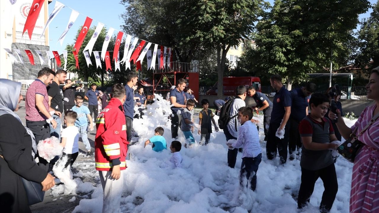 Kayseri İtfaiyesi'nden Umut Aytekin'e Sürpriz Doğum Günü