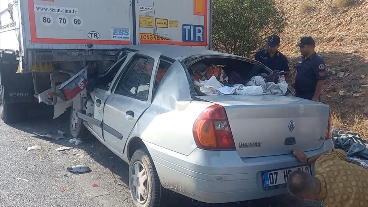 Kırıkkale'de Trafik Kazası: 4 Yaralı