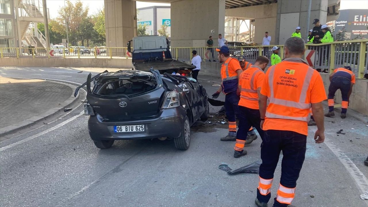 Konya'da Üst Geçitten Düşen Otomobil Sürücüsü Hayatını Kaybetti