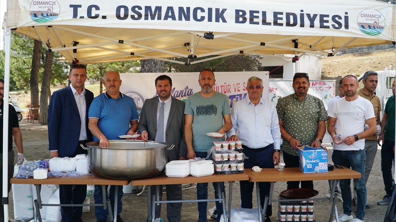 Osmancık Pirinciyle Pişirilen Pilav, D 100 Kara Yolunda Dağıtıldı