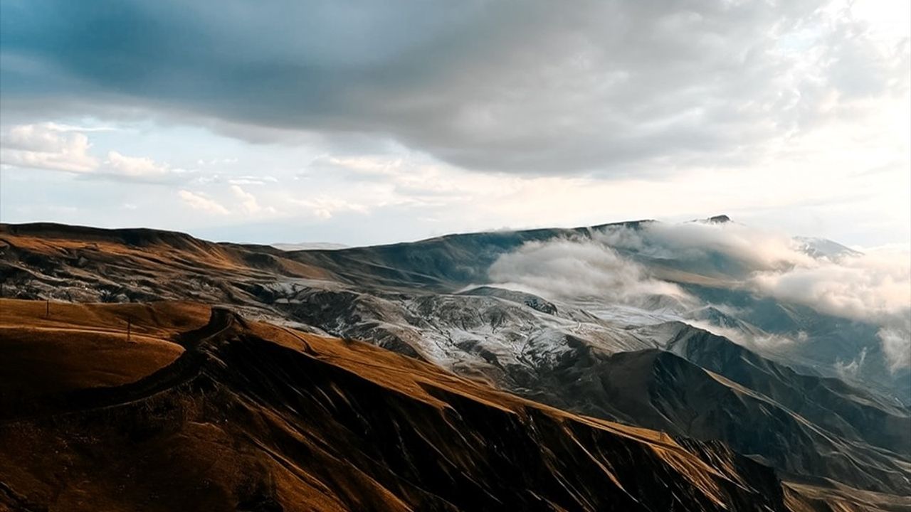 Palandöken'de Kar Yağışı Başladı