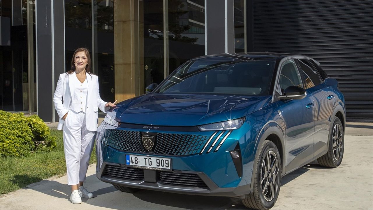 Peugeot Türkiye Genel Müdürü Gülin Reyhanoğlu'ndan 2023 ve 2024 Pazar Hedefleri