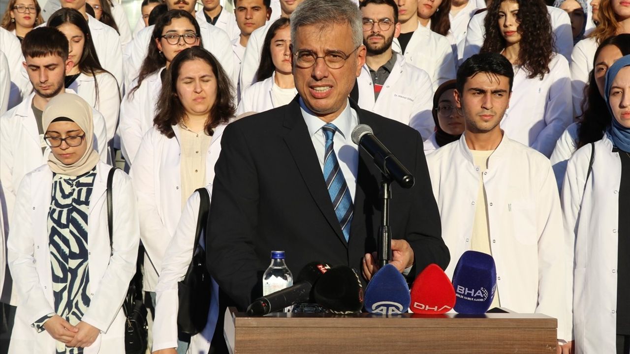 Sağlık Bakanı Memişoğlu Amasya Üniversitesi'nde Açılış Törenine Katıldı