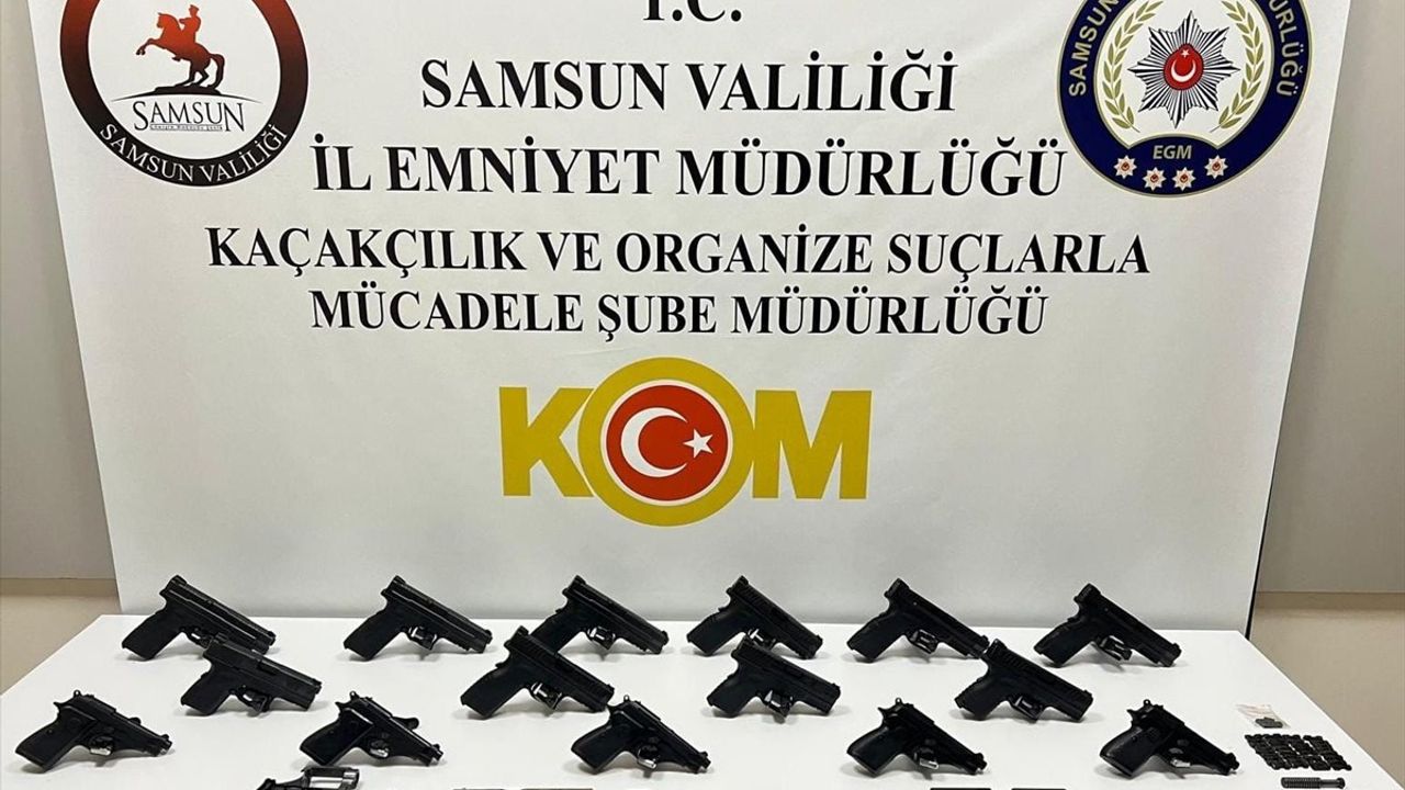 Samsun'da Kaçak Silah Ticareti Operasyonu: İki Zanlı Yakalandı