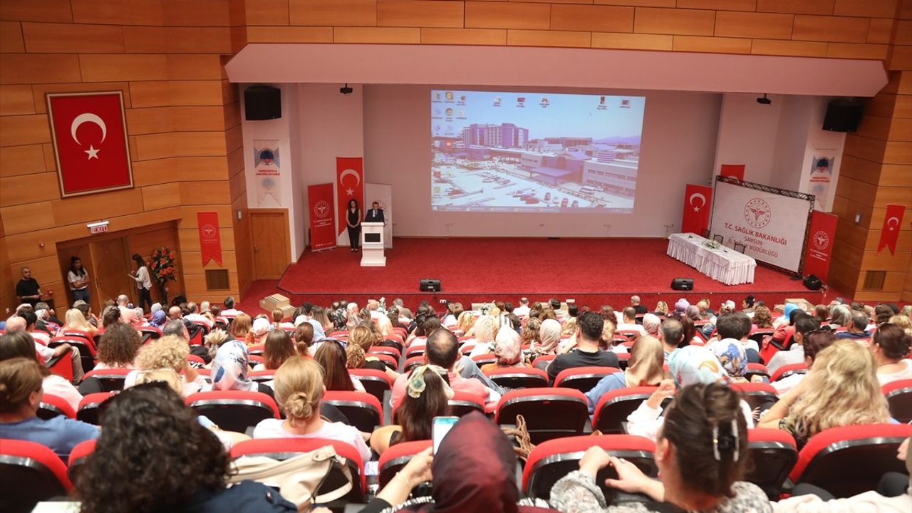 Samsun'da Önlenebilir Bulaşıcı Hastalıklar Paneli Düzenlendi