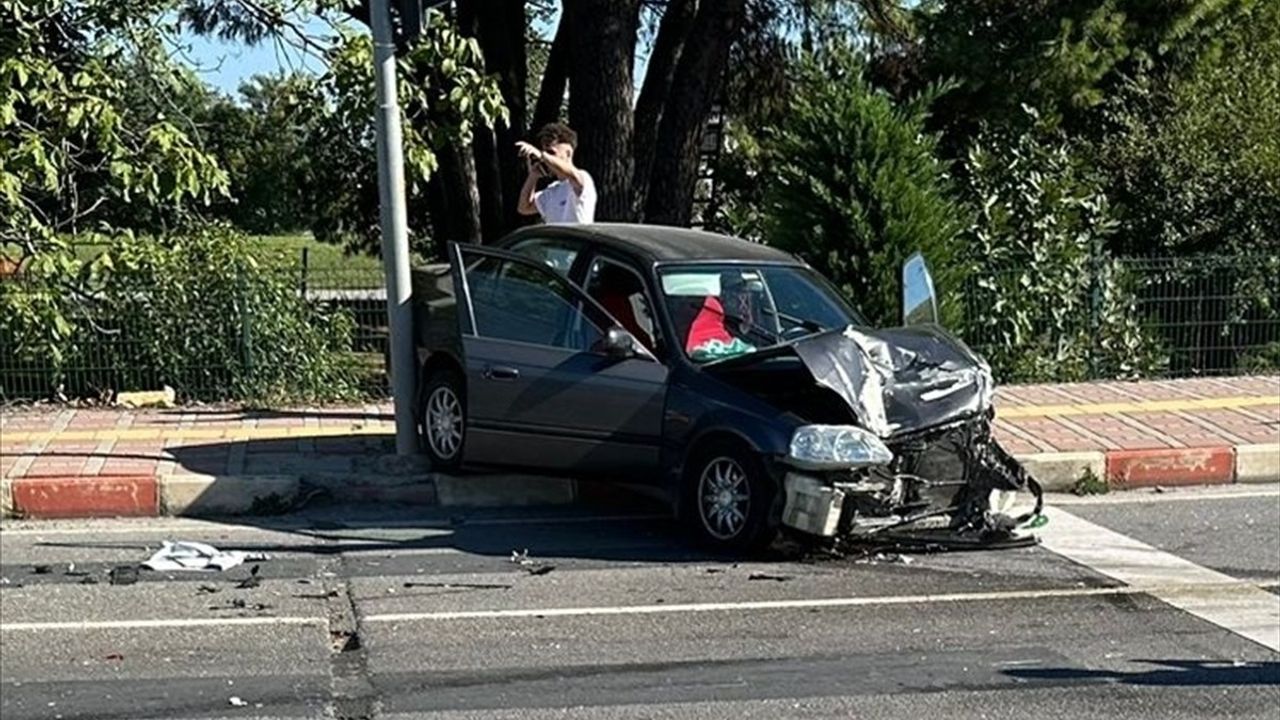 Samsun'da Trafik Kazası: 5 Yaralı