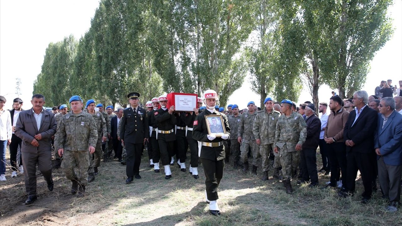 Şehit Piyade Sözleşmeli Er Abakay, Muş'ta Uğurlandı