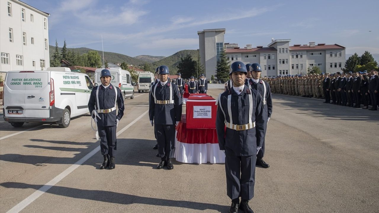 Tunceli'de Şehit Askerler İçin Anma Töreni Düzenlendi