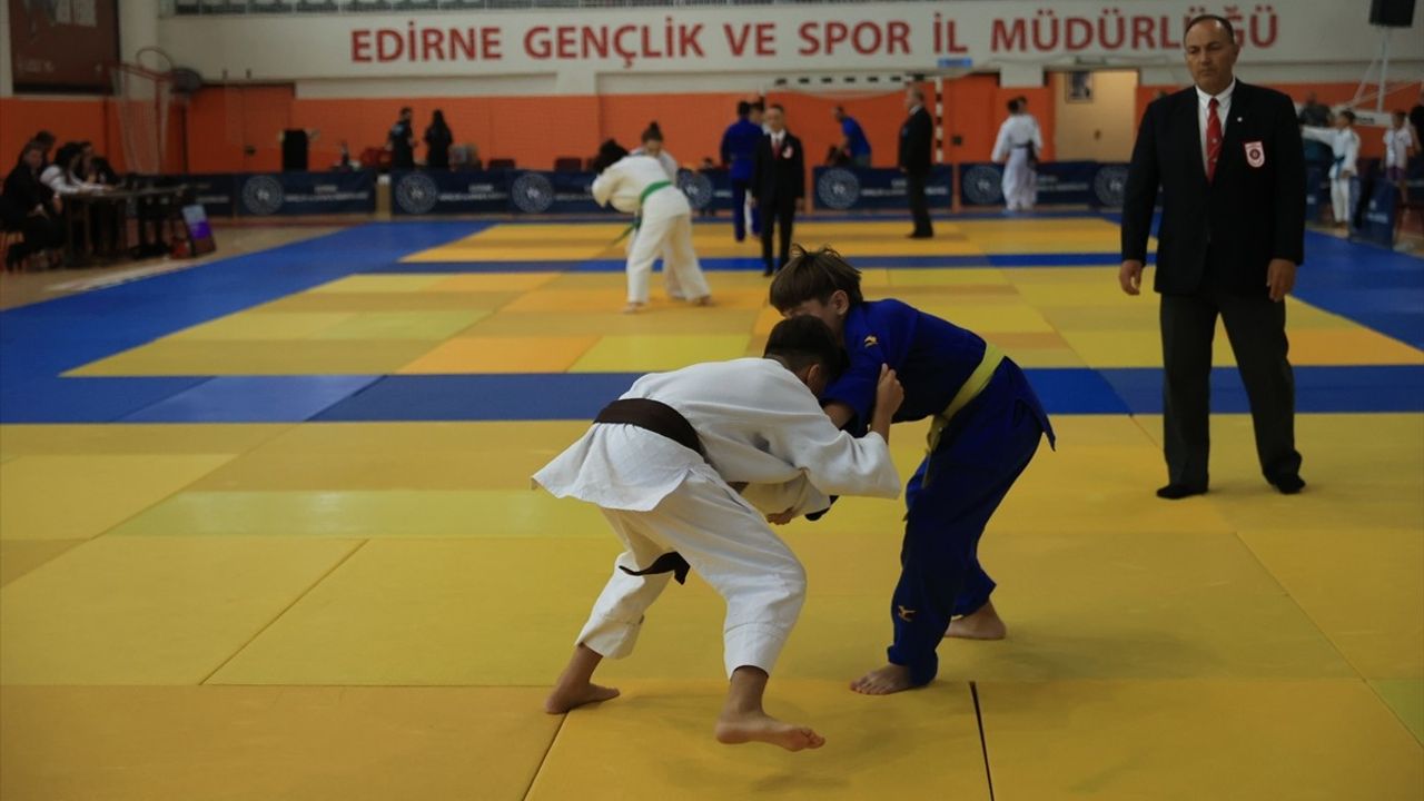 Uluslararası Edirne Judo Turnuvası Tamamlandı