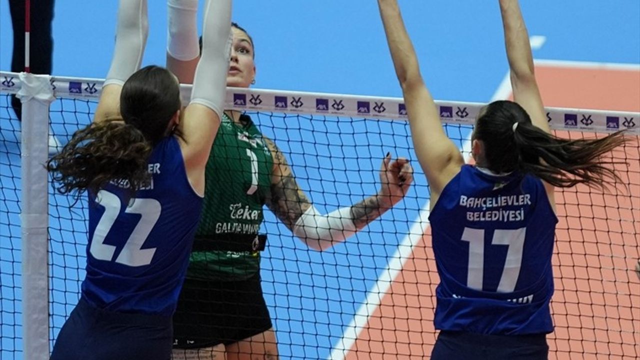 Voleybolda Bahçelievler zaferle ayrıldı