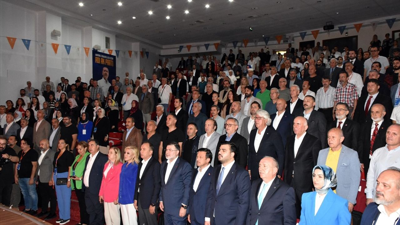 AK Parti Karabağlar İlçe Kongresi'nde Gündem Çiğli Arıtma Tesisinin Durumu