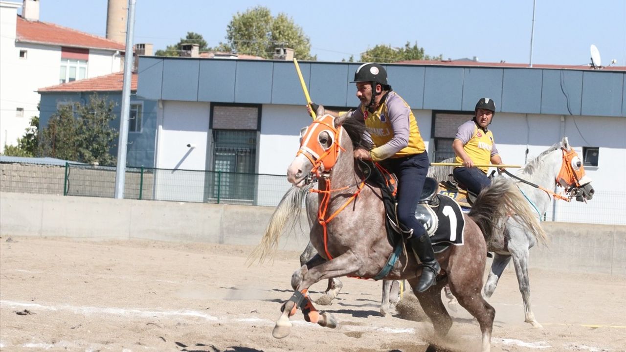 Atlı Cirit 2024 Sezonu Kırmızı Grup Müsabakaları Kayseri'de Sonuçlandı