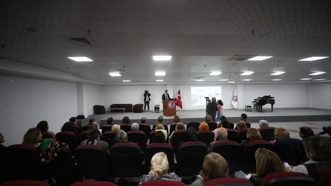 Çanakkale'de Tazelenme Üniversitesi Programı Başladı