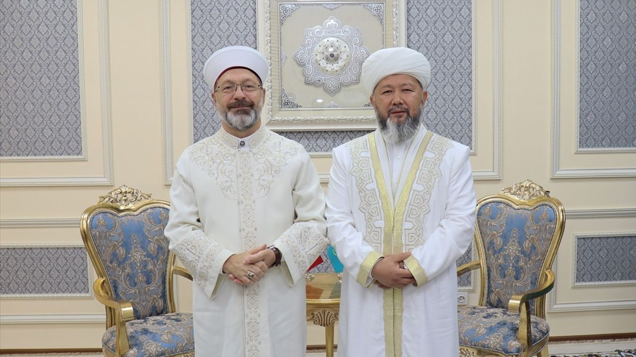 Diyanet Başkanı Erbaş'ın Kazakistan Ziyareti