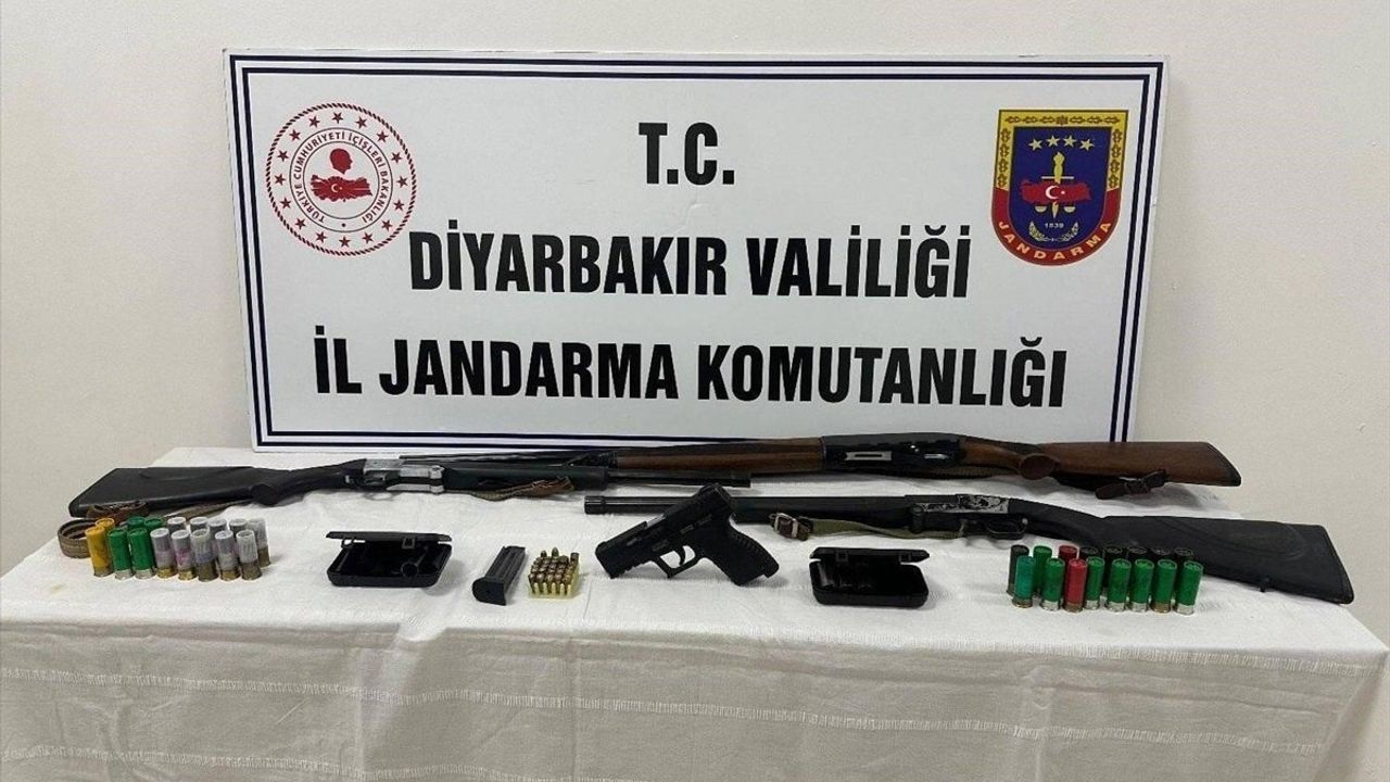 Diyarbakır'da İki Kişinin Ölümüyle İlgili Zanlı Tutuklandı