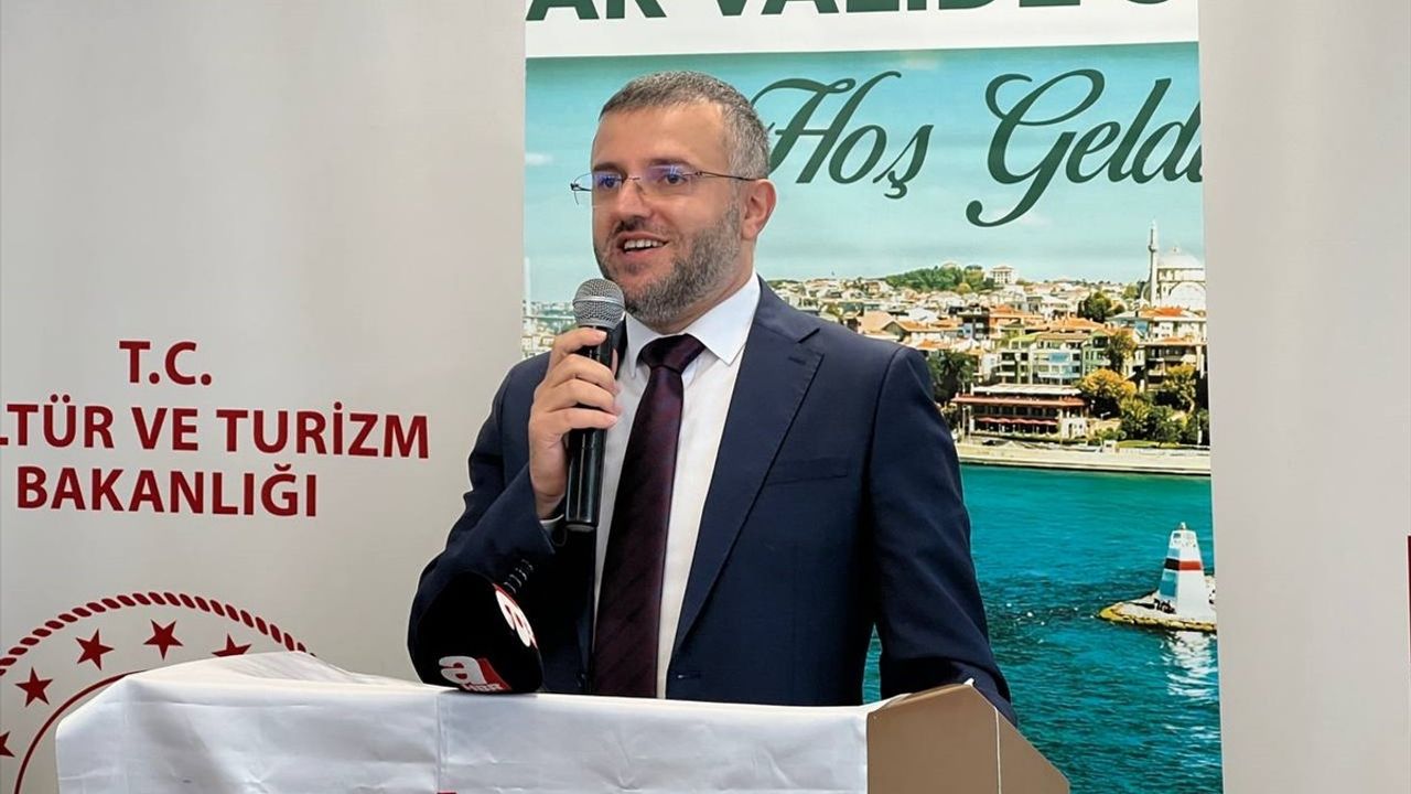 Gazzeli Misafirlere İstanbul Boğaz Turu Düzenlendi