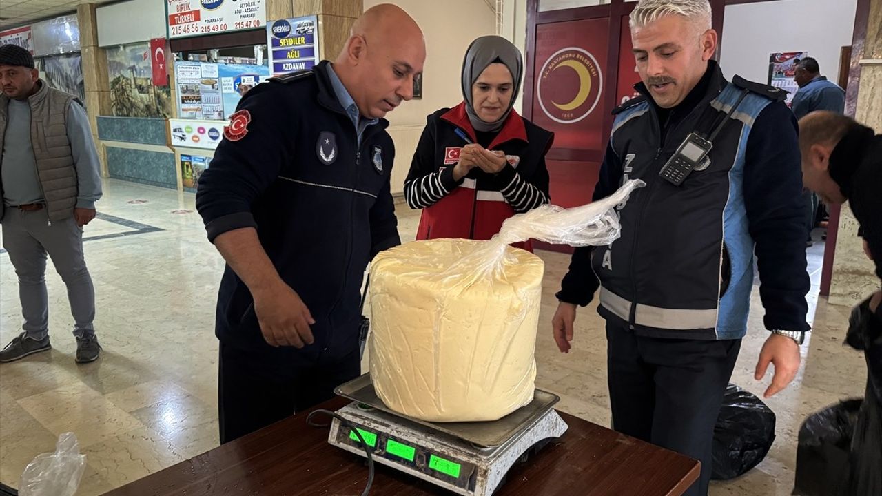 Kastamonu'da Kaçak Tereyağı ve Peynir Ele Geçirildi