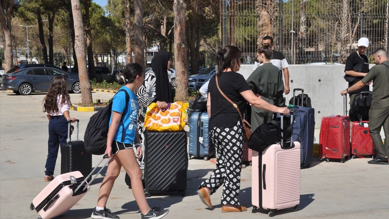 Lübnan'dan Türkiye'ye Geri Dönüş: 315 Yabancı Uyruklu Mersin'e Ulaştı