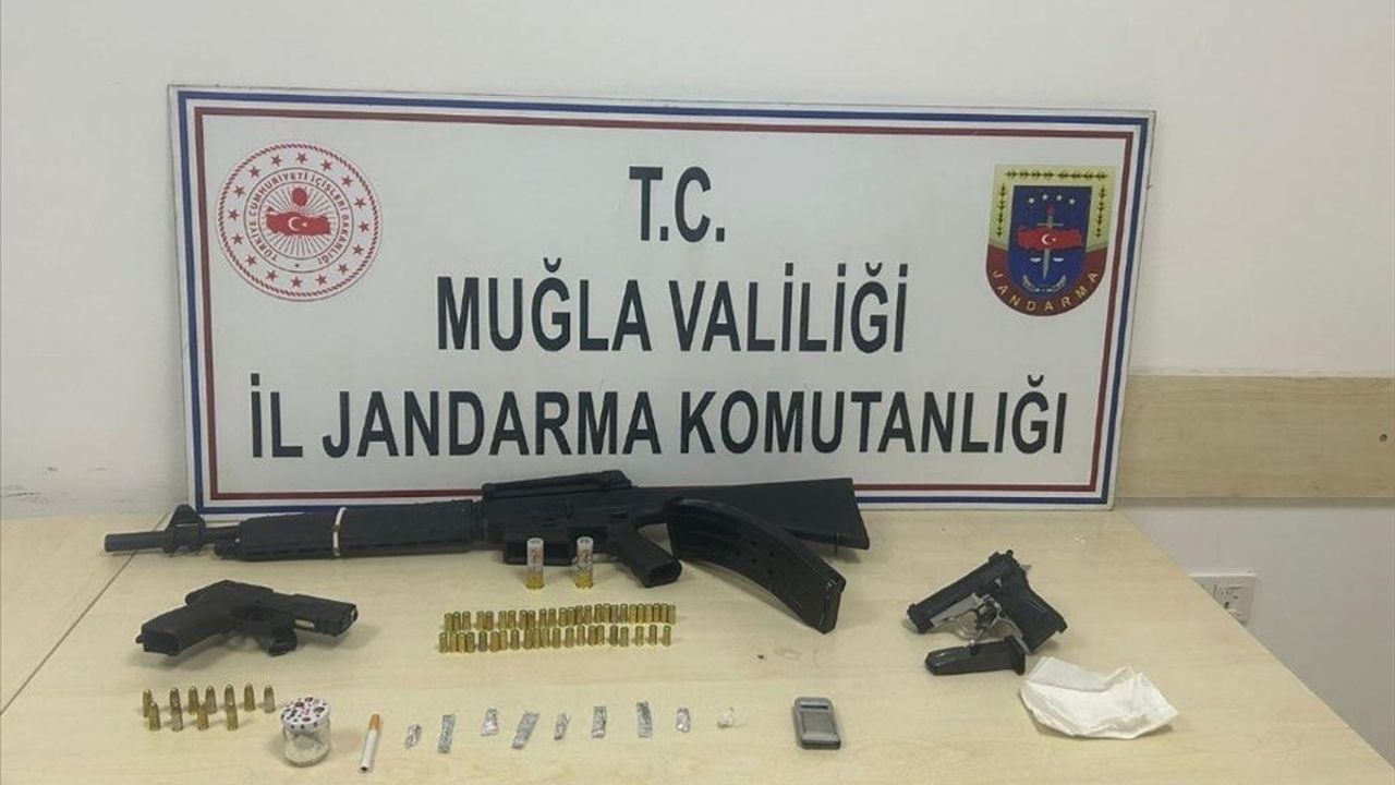 Muğla'da Uyuşturucu ve Silah Operasyonu: 11 Gözaltı