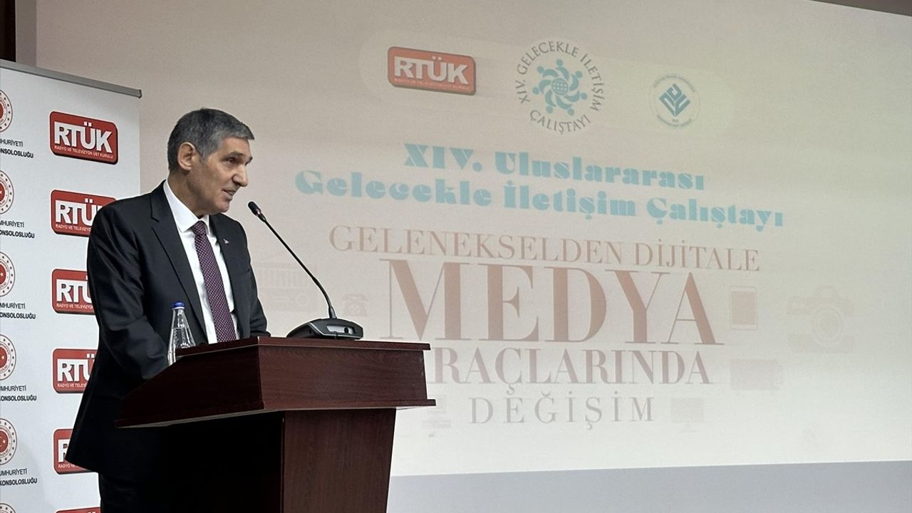 Nahçıvan'da 14. Uluslararası Gelecekle İletişim Çalıştayı Gerçekleştirildi