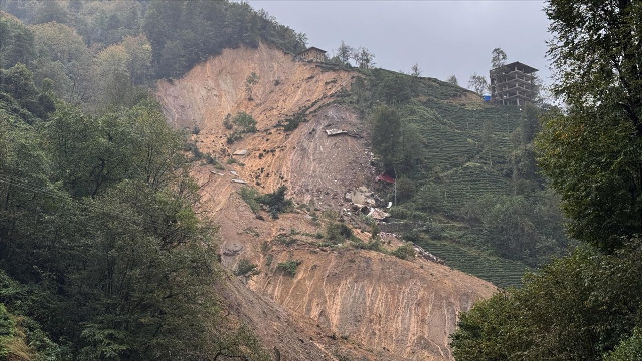 Rize'de Sağanak Yağış ve Heyelan Sorunları