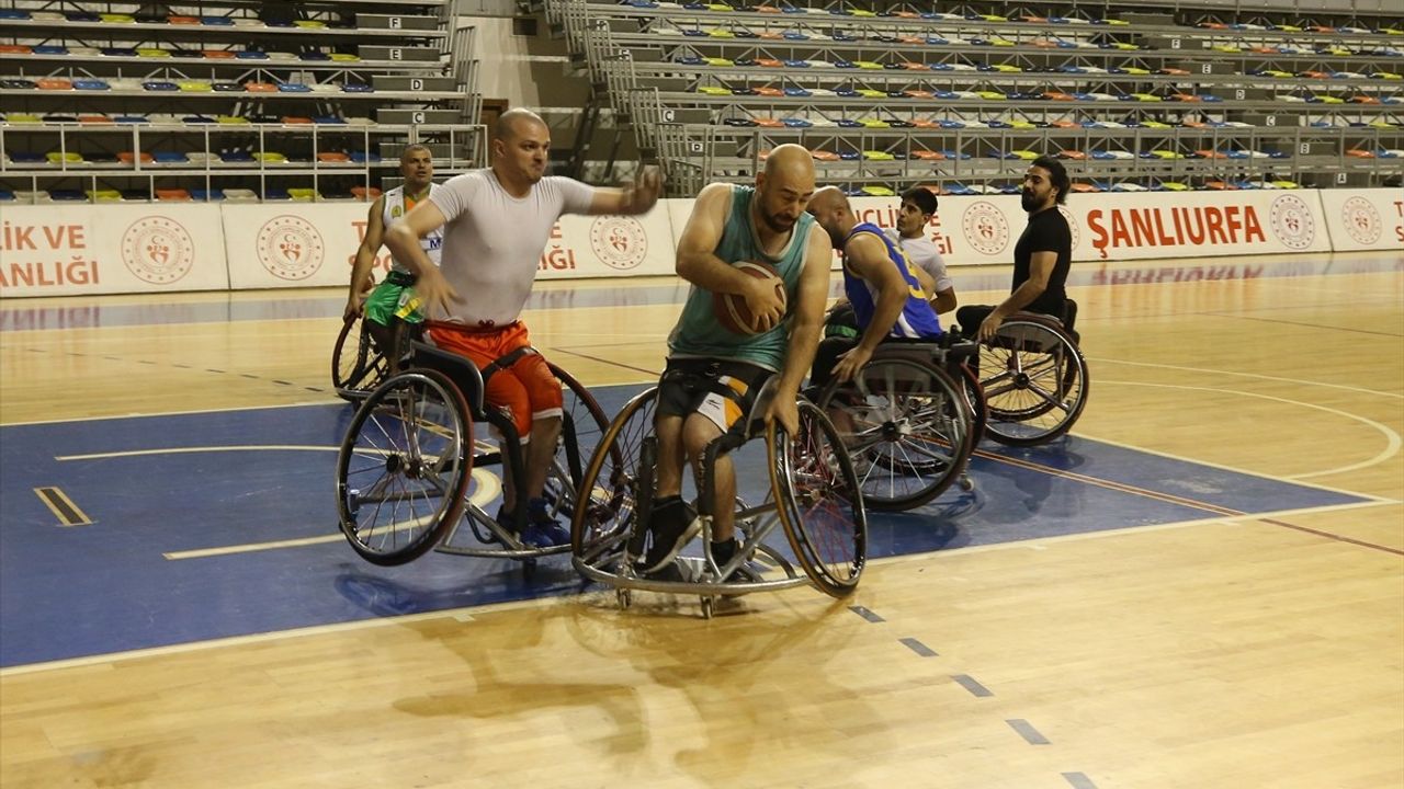 Şanlıurfa'nın Engelli Basketbol Takımı Yeni Sezona Hırslı Giriş Yapmayı Planlıyor