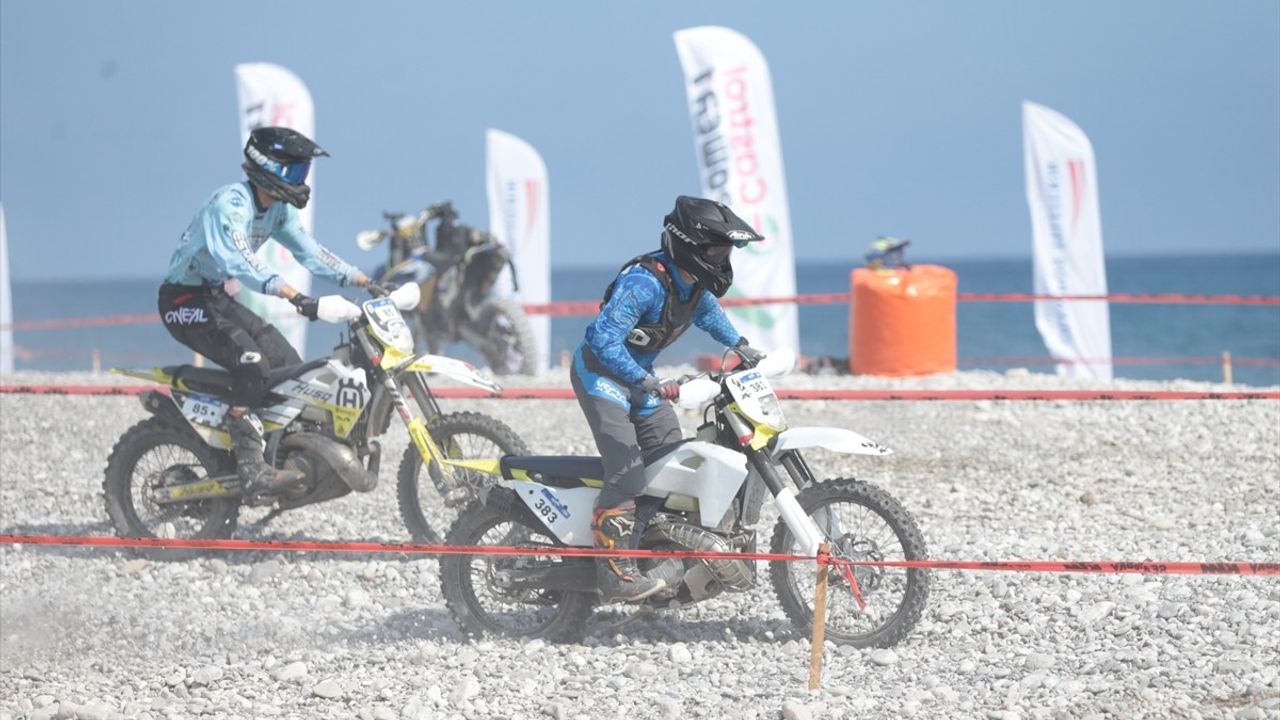 Sea To Sky Enduro Motosiklet Yarışı Plaj Etabı ile Başladı