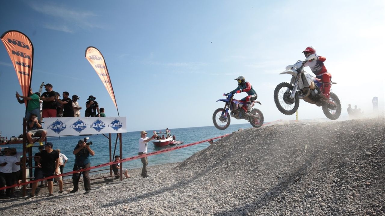 Sea To Sky Enduro Motosiklet Yarışı Plaj Etabı Tamamlandı