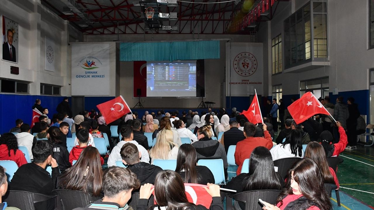 Şırnak'ta Harun Algül'ün Altın Madalyası Coşkuyla Kutlandı