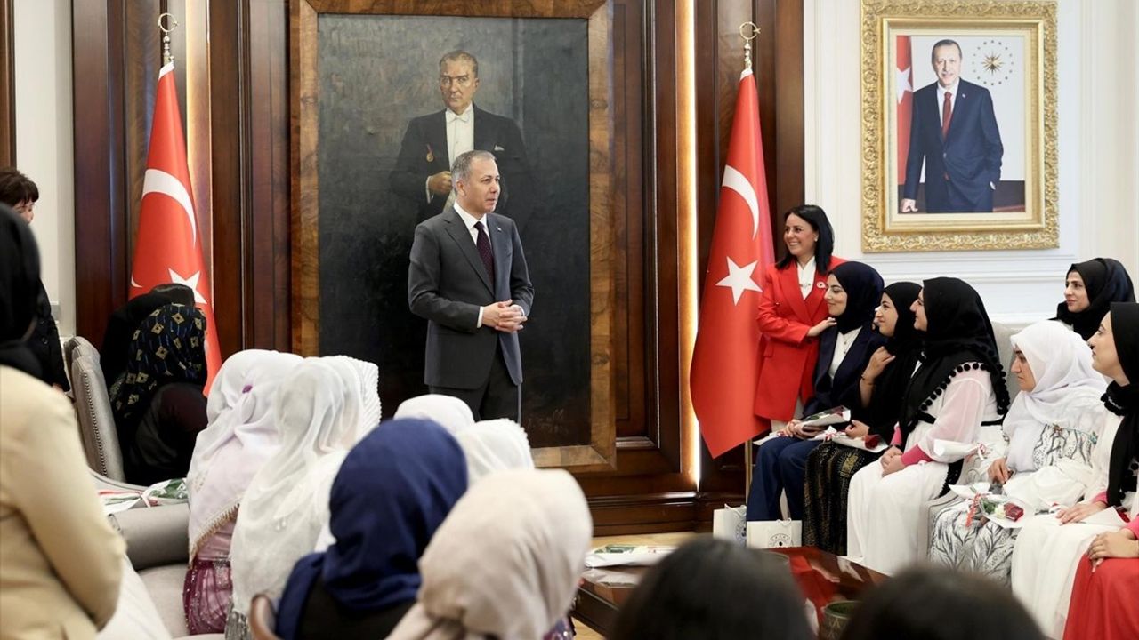 Şırnak'tan Şehit ve Gazi Aileleri İçişleri Bakanı Yerlikaya ile Buluştu