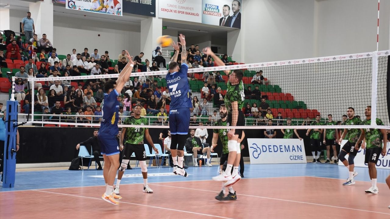 Voleybolda Nefes Kesen Mücadele: Cizre Belediyespor Galip Geldi