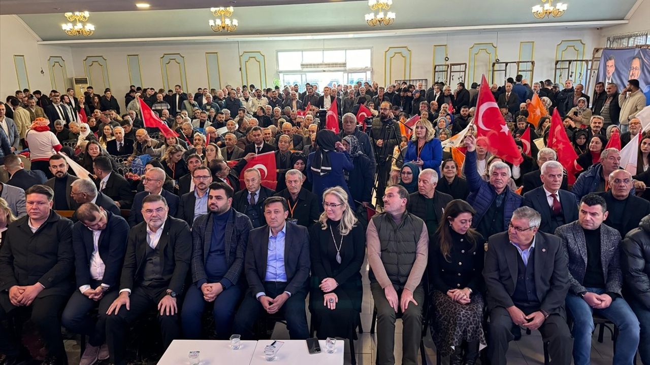 AK Parti Bornova Kongresi'nde İnan'dan Eleştiriler