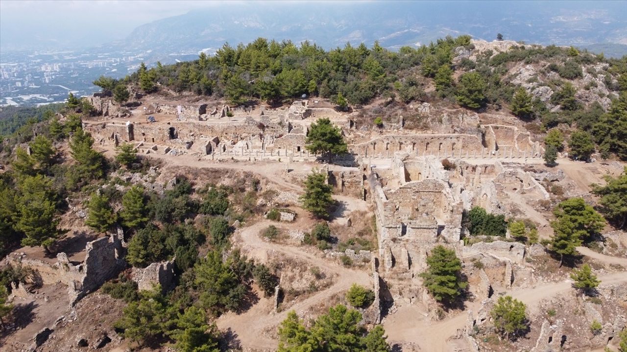 Alanya'da Roma Tavlası Geleneği Yeniden Hayat Buluyor