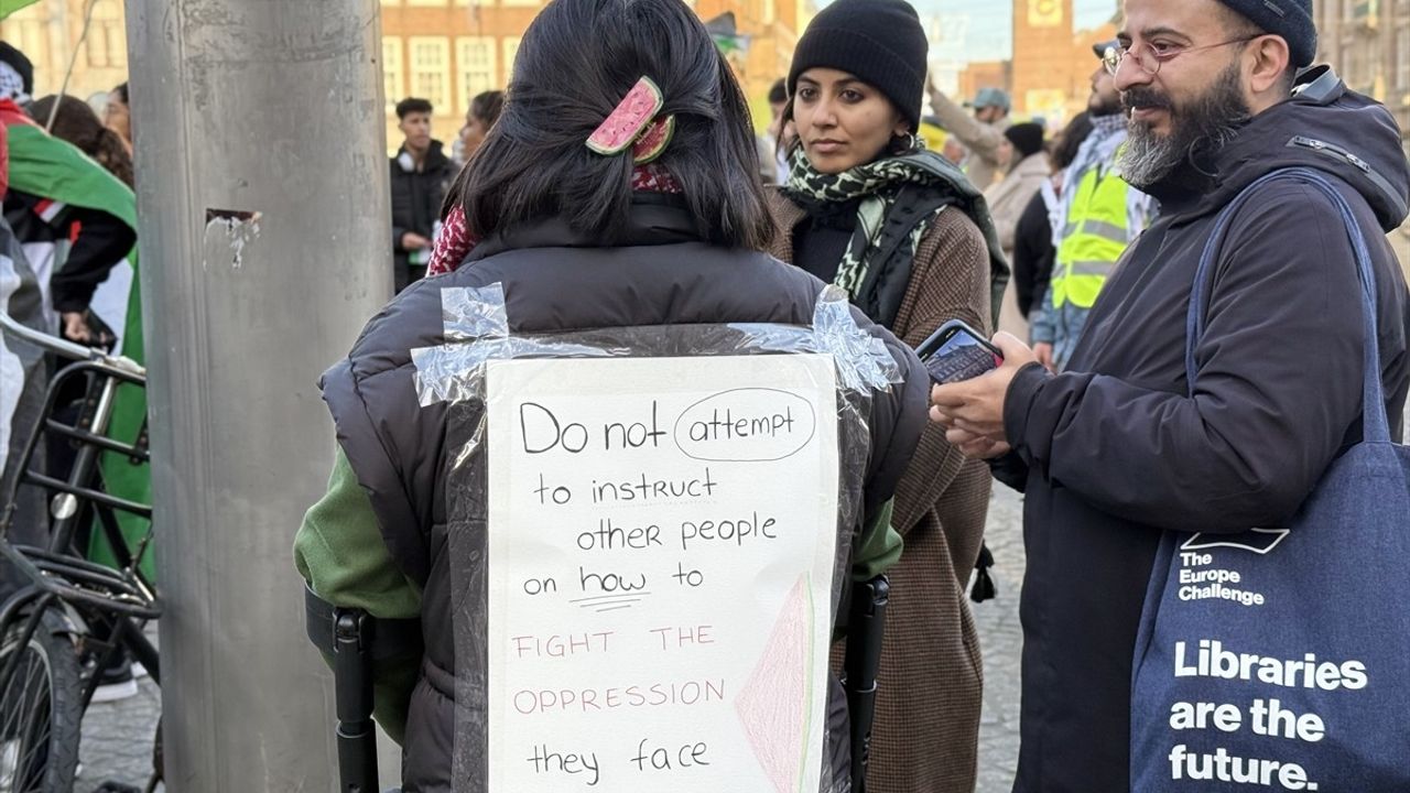 Amsterdam'da Balfour Deklarasyonu Protestosu: Gazze'ye Destek Yürüyüşü