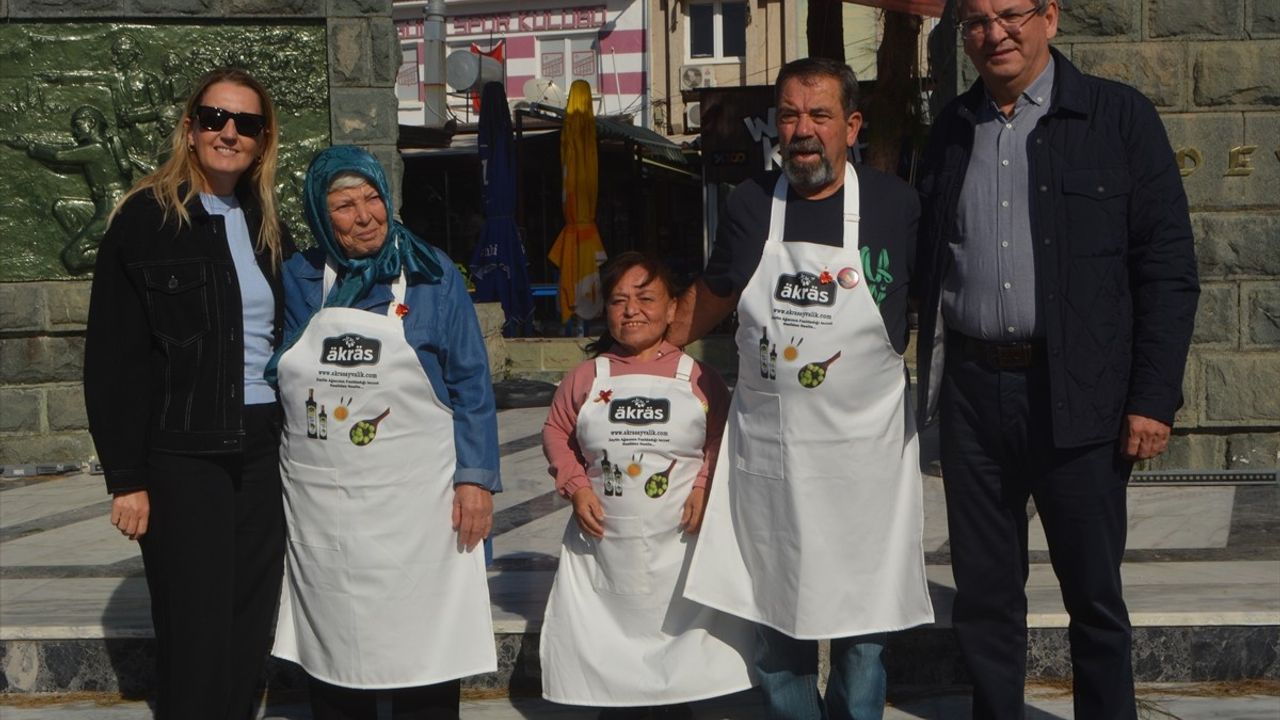 Ayvalık Uluslararası Zeytin Hasat Festivali'nde Zeytinyağlı Yemekler Yarıştı