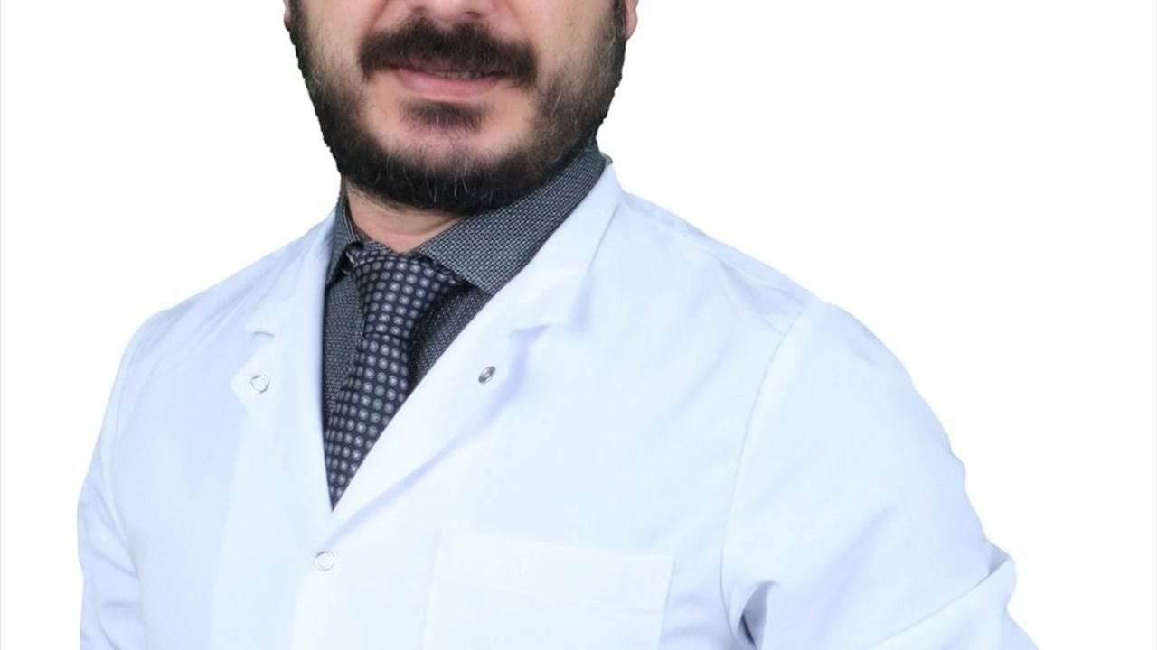 Bacak Ödemi ve Kalp Sağlığı: Prof. Dr. Okay Abacı Uyarıyor